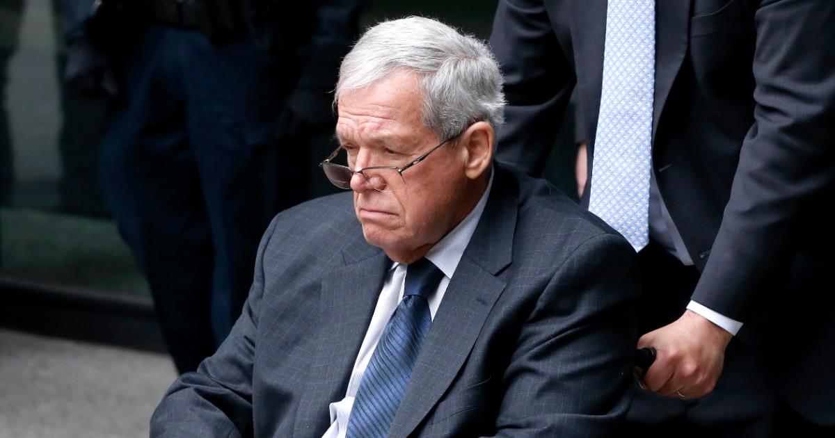 Hastert Faces Sex Offender Treatment With Prison Release Wbez Chicago 3455
