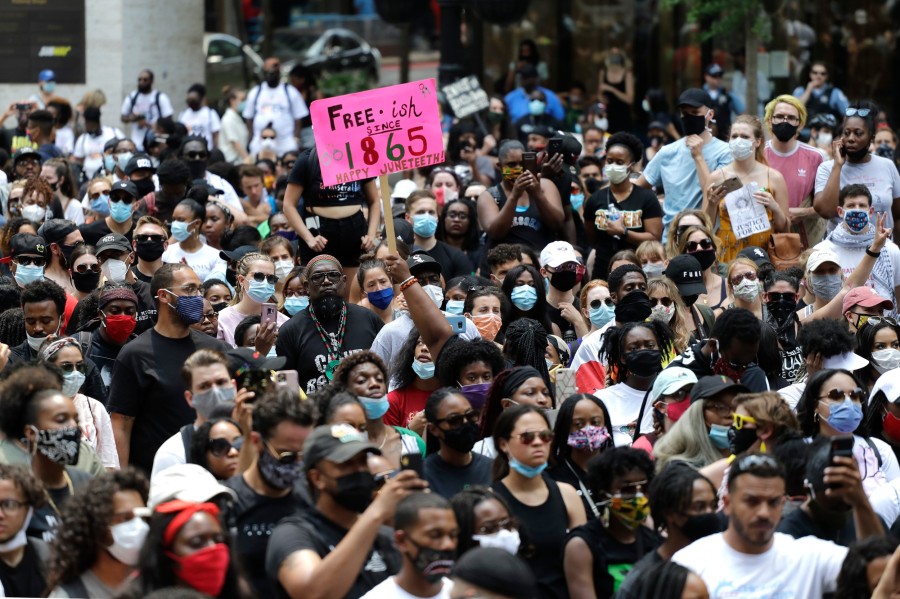 How Chicagoans Are Celebrating Juneteenth Wbez Chicago