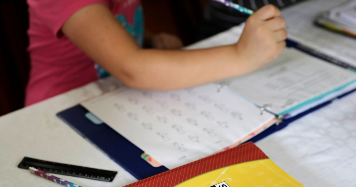 Families stick with homeschooling even as classrooms reopen
