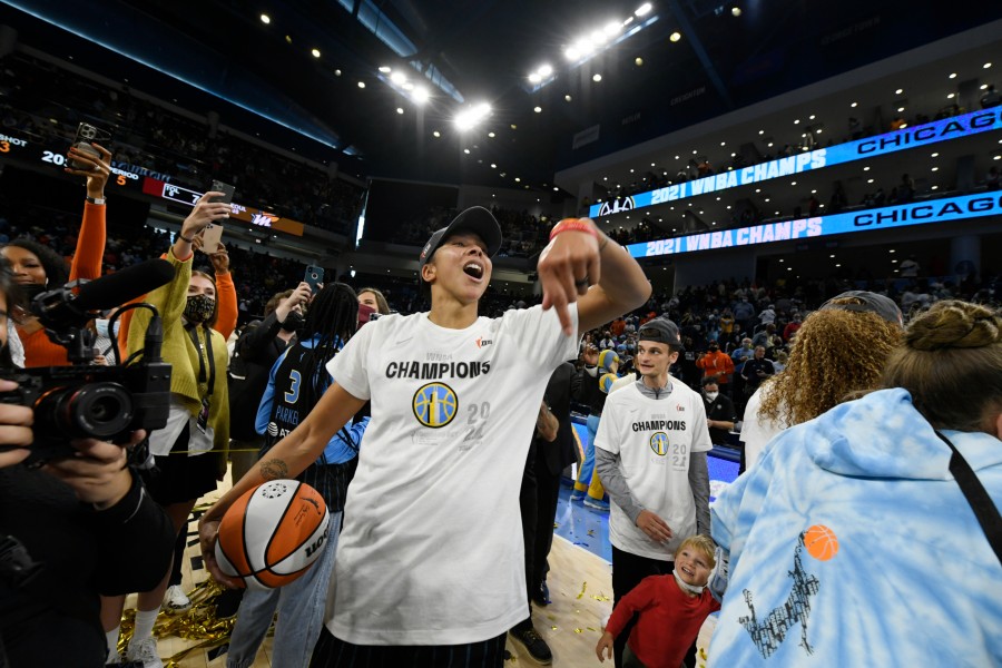 Chicago Sky win the city's first WNBA title : NPR