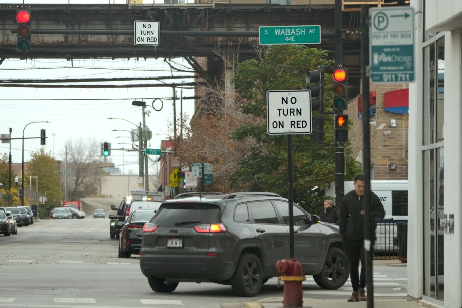 Right turn on red? With pedestrian deaths rising, US cities are considering  bans