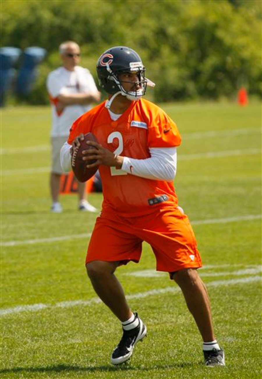 Jay Cutler up, down in new offense at Chicago Bears' OTA