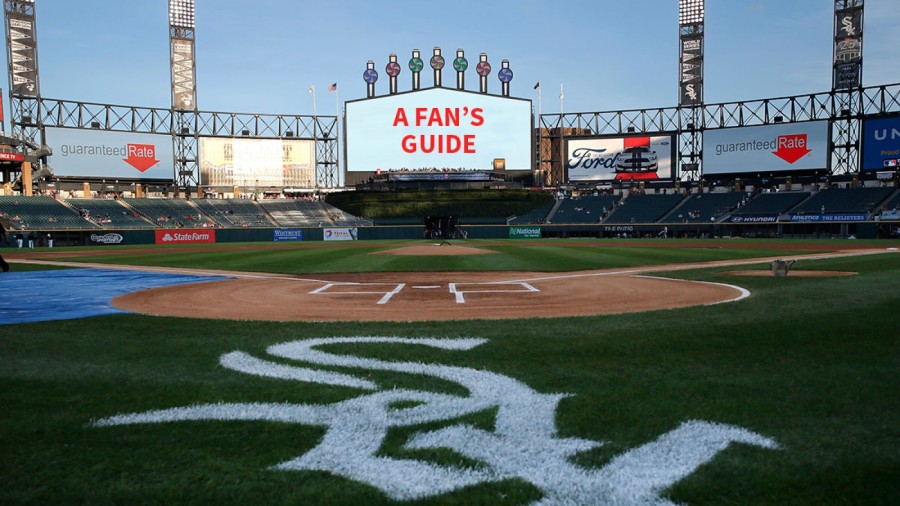 Photos: White Sox get Guaranteed Rate Field ready for the postseason