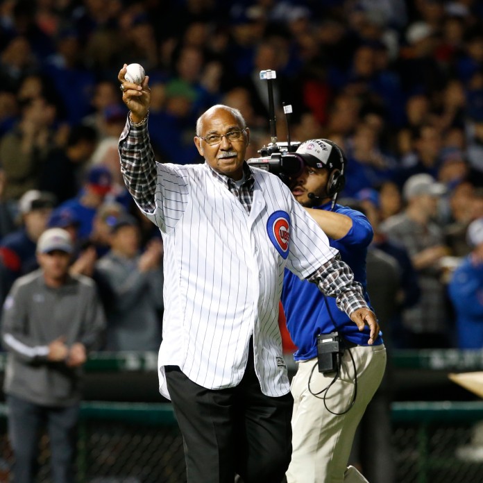 Chicago Cubs' Hall of Famer Billy Williams, left, talks with Chicago Cubs  right fielder Seiya Suzuki, center, before the team's baseball game against  the San Francisco Giants in Chicago, Saturday, Sept.10, 2022.