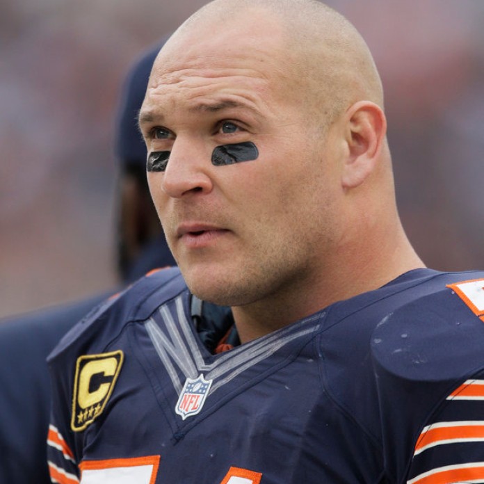 Seth Saith: Brian's Swan Song Strikes a Discordant Note, as Urlacher and  the Bears Go Their Own Way