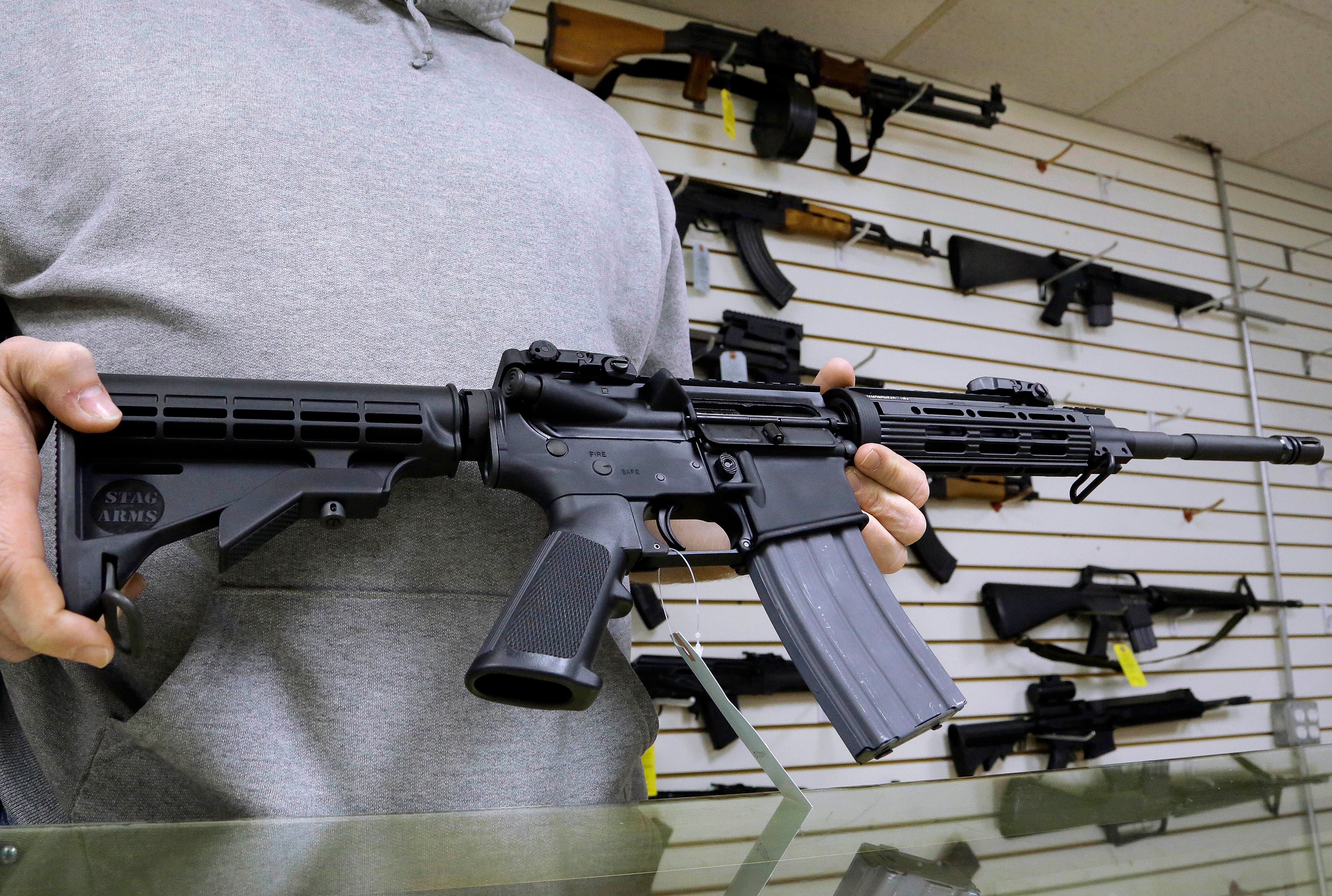 Gun sellers, after sales spike ahead of Illinois assault weapons ban, say  law won't survive - Chicago Sun-Times