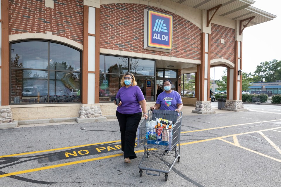 Chicago grocery store closures spark outrage WBEZ Chicago