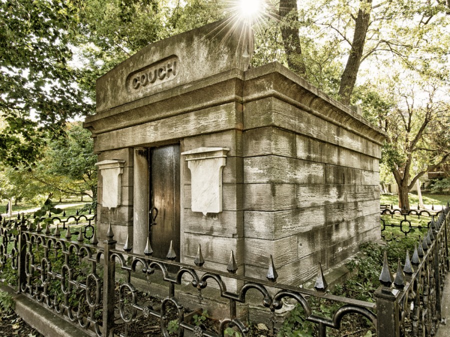 The Tomb That’s A Hint Of Lincoln Park’s Cemetery Past WBEZ Chicago