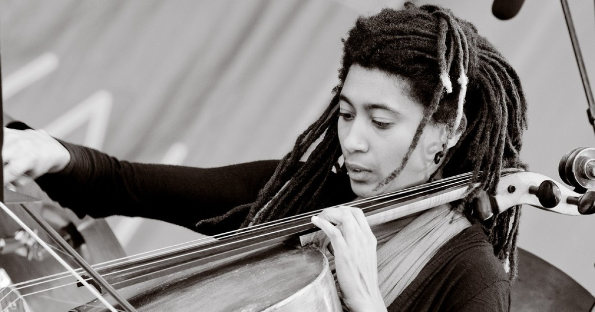 ‘Tomeka Reid Quartet’ offers a tightly synchronized mix of cello and ...