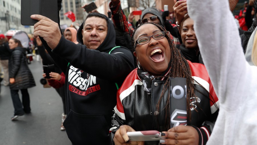 How Many Falcon And Patriots Fans Live In The Chicago Area Wbez Chicago