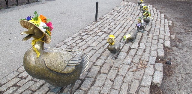 Make-Way-for-Ducklings-75th-Anniversary-Edition