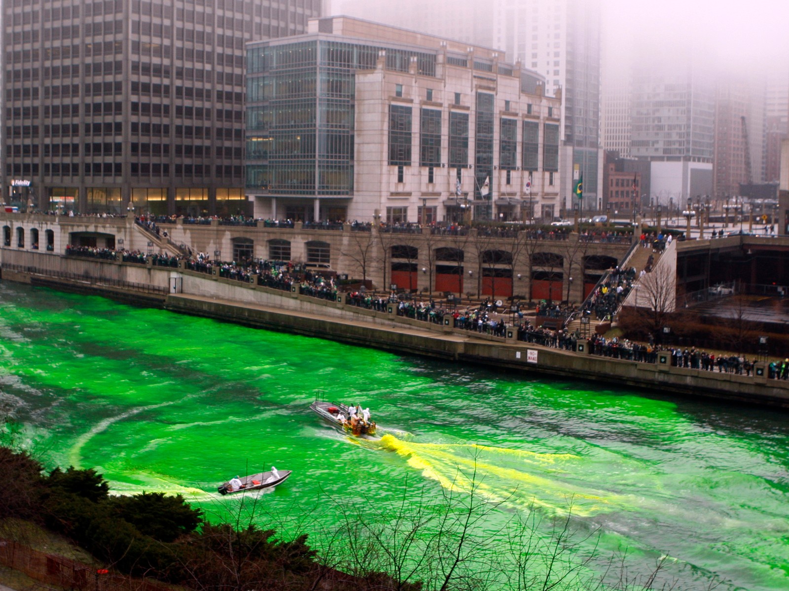 ICYMI: Watch the Chicago River Turn Green in Celebration of St. Patrick's  Day – NBC Chicago