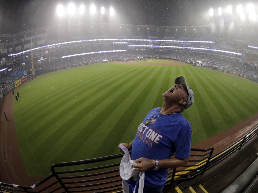 Cubs fans rejoice for home opener at Wrigley Field 