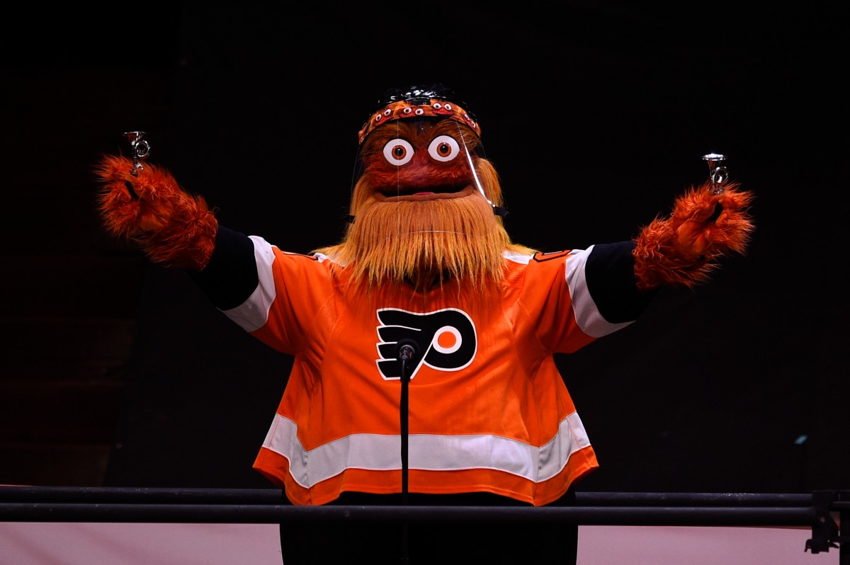 Abbott Elementary': An Interview with Philadelphia Flyers Mascot Gritty