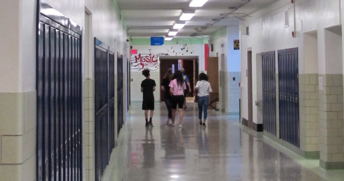 Racial Disparities In School Discipline Worsening In Illinois | WBEZ ...