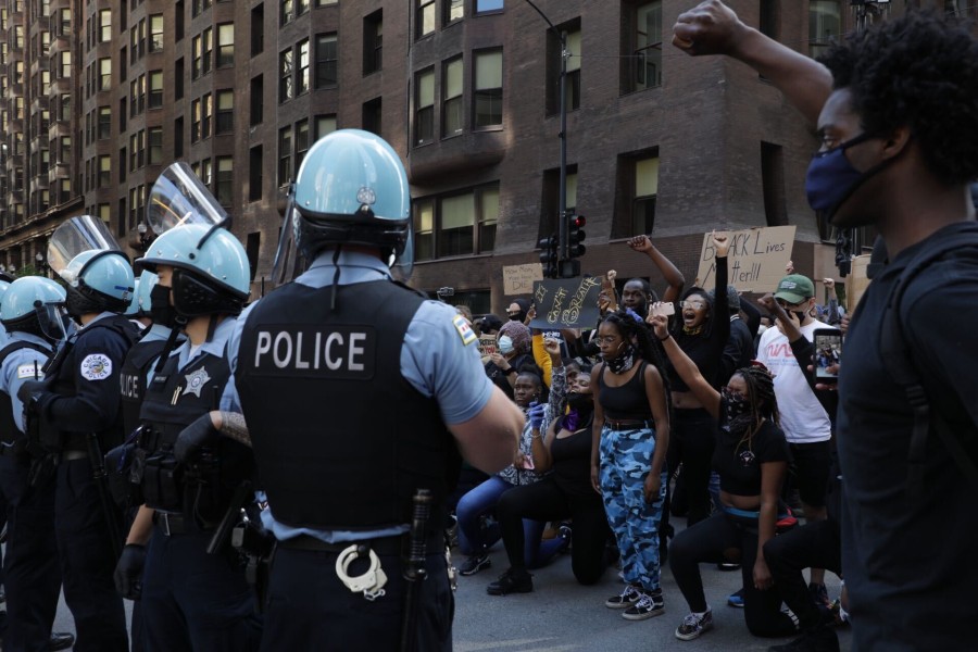 Chicago Protesters Clash With Police In The Loop WBEZ Chicago