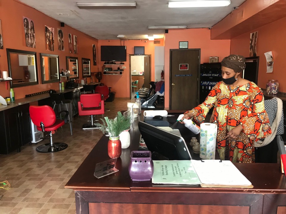 Illinois Salons And Barbershops Open, But Safety A Concern ...