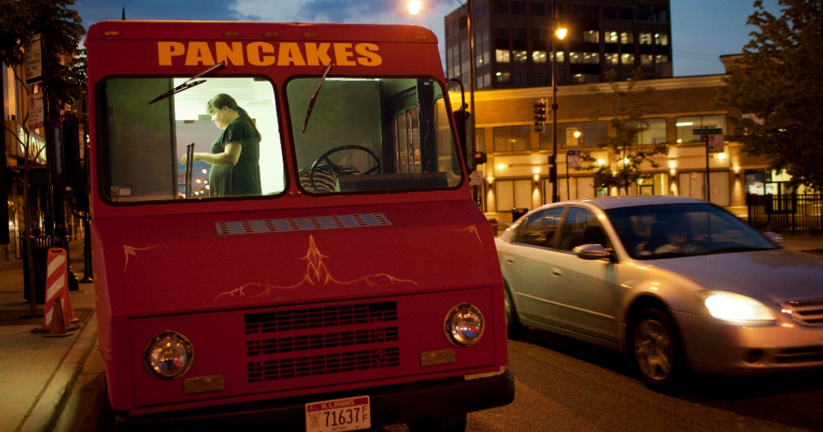 Judge Sides With City In Chicago Food Truck Lawsuit | WBEZ