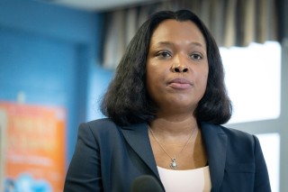 Chicago Public Schools CEO Is Stepping Down | WBEZ Chicago