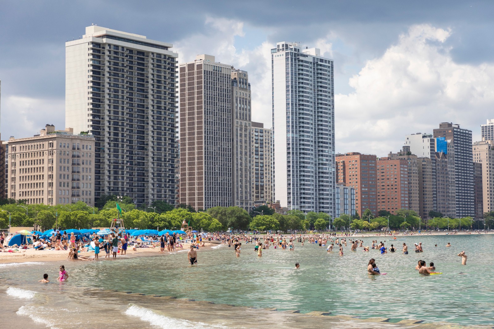 About nude beaches in Chicago