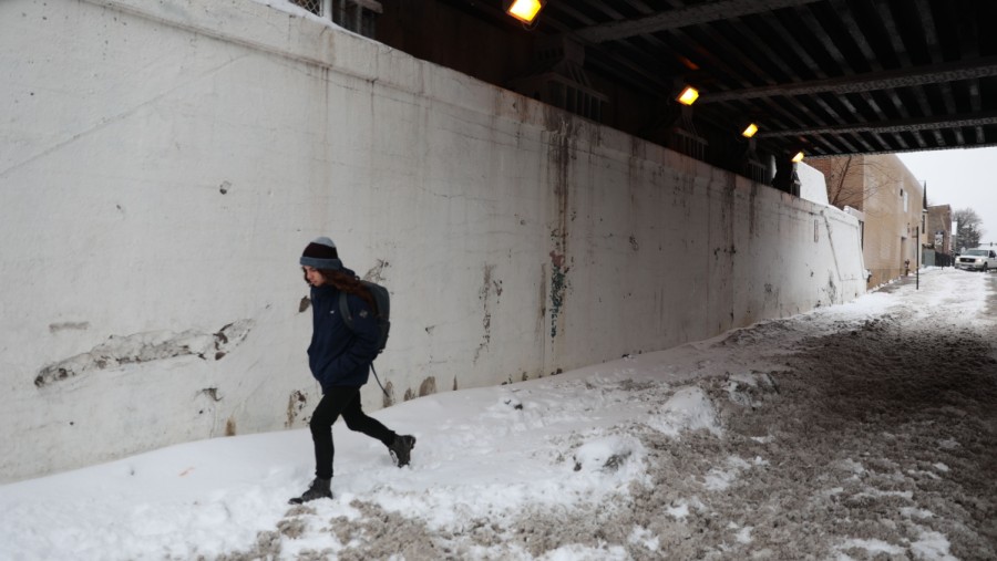 Heavy Snow Hitting Parts Of Midwest Dangerous Cold Coming Wbez Chicago 5316