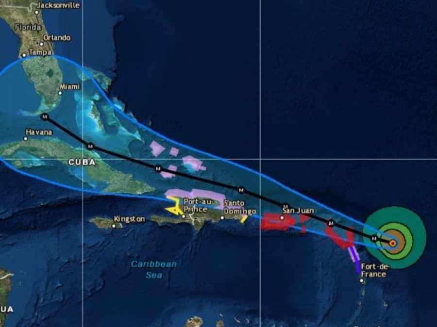 Hurricane Ian will hit Florida as a major storm, forecasters say : NPR