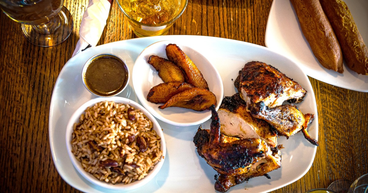 What is Jamaican jerk cuisine and why is it so popular in Chicago?