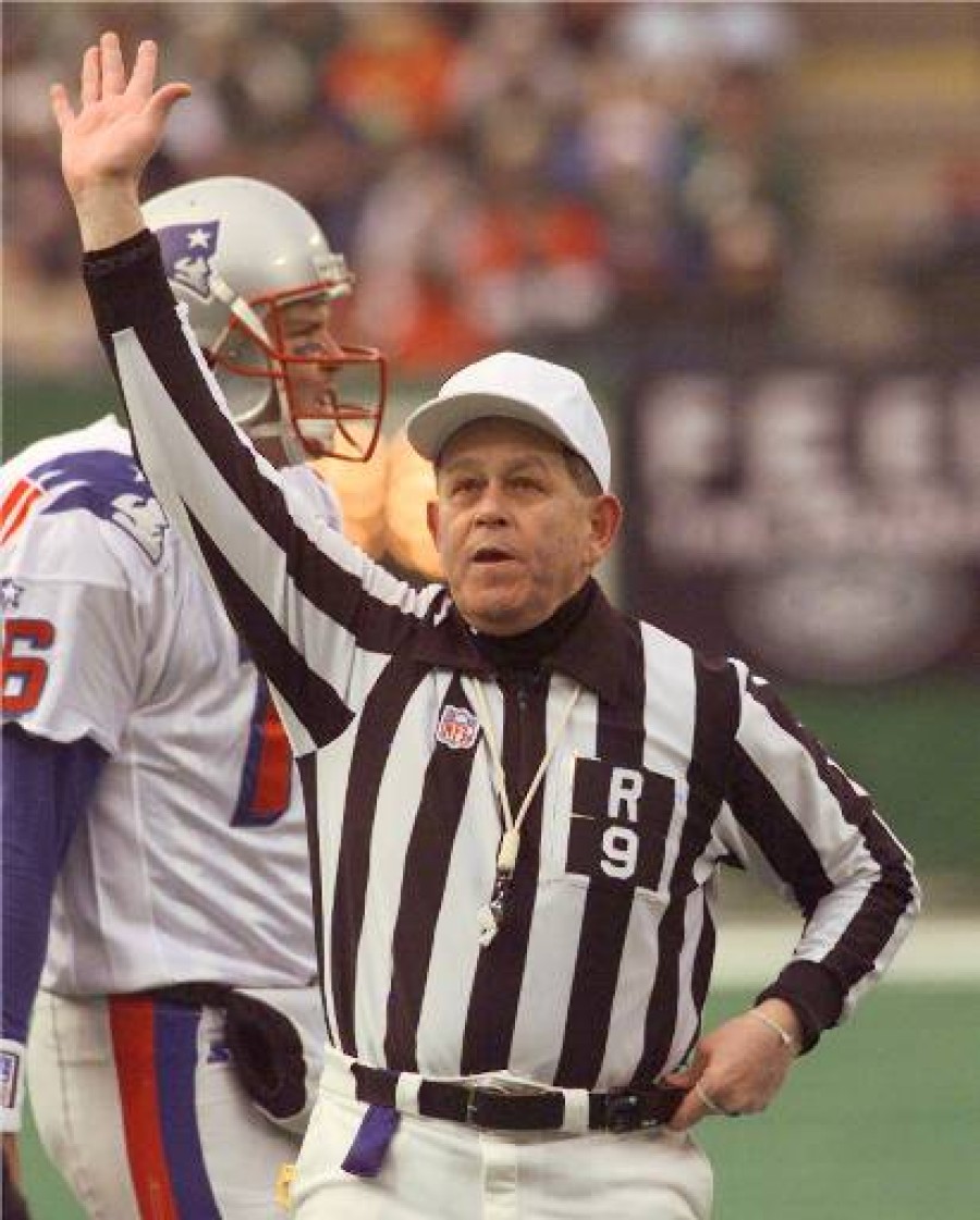 Why NFL referees no longer use pistols to call the end of a