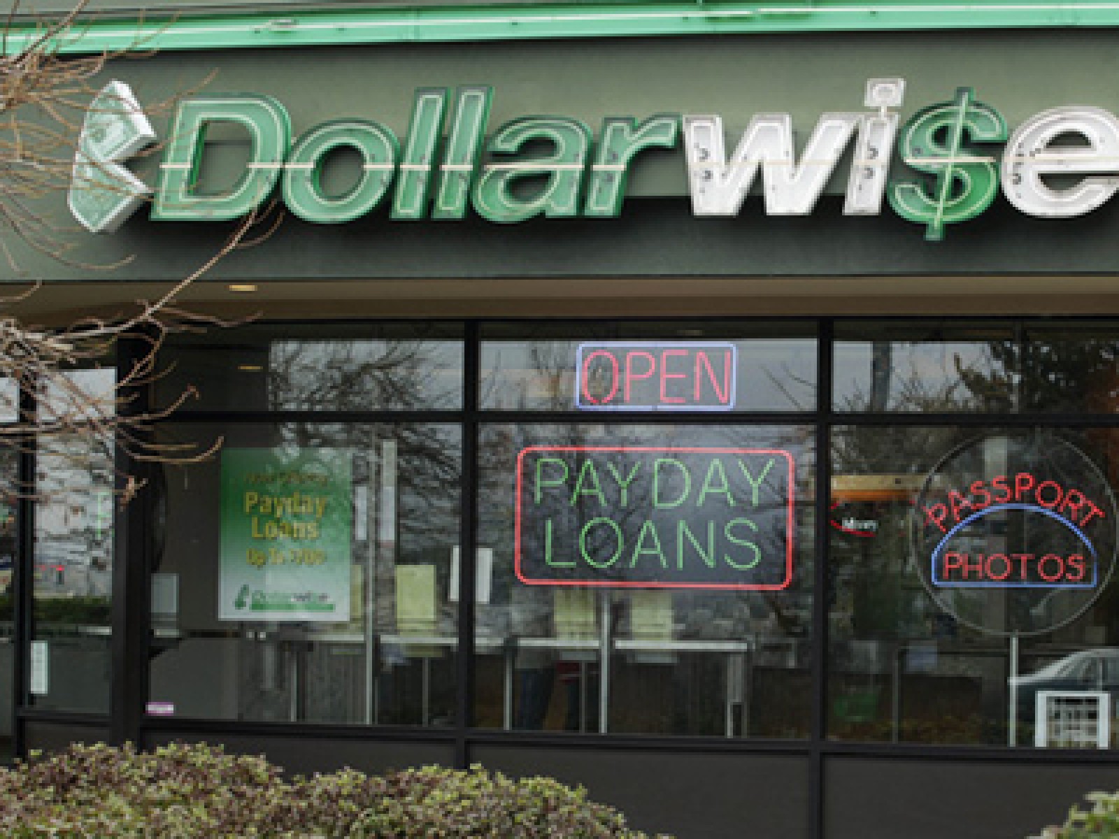 Payday loan store or loan shark? WBEZ Chicago