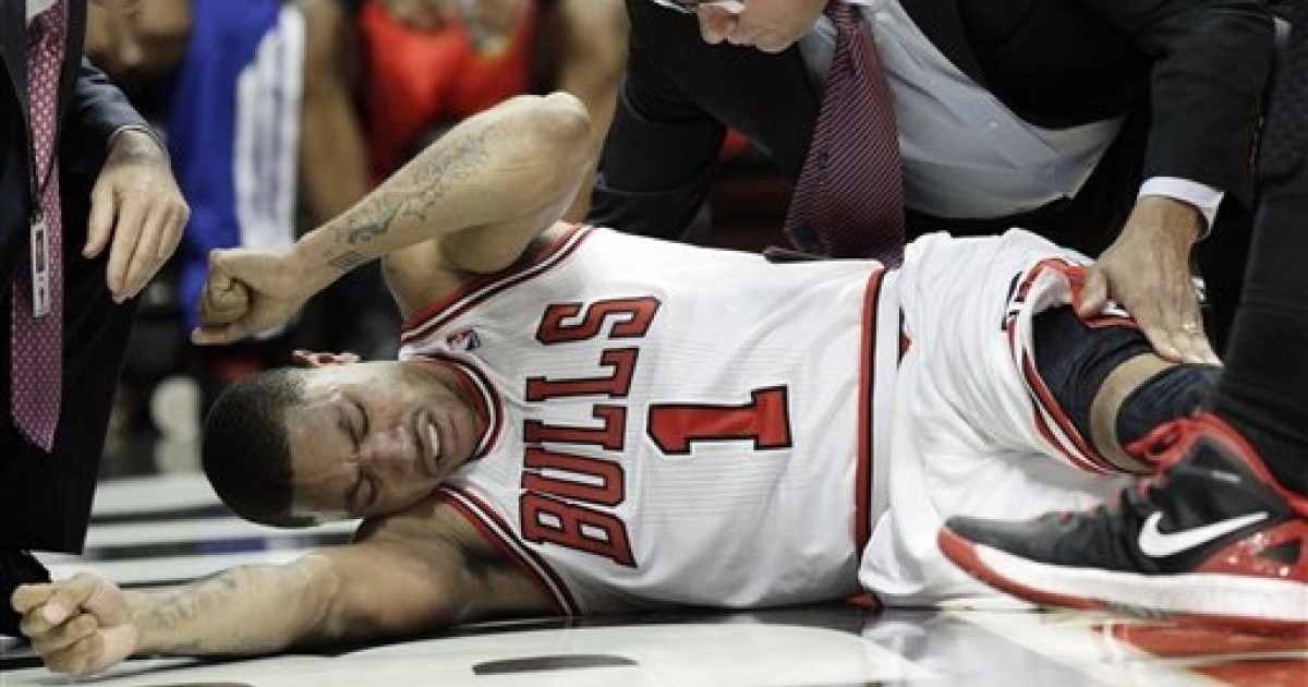 Recovering from Derrick Rose’s injury, together WBEZ Chicago